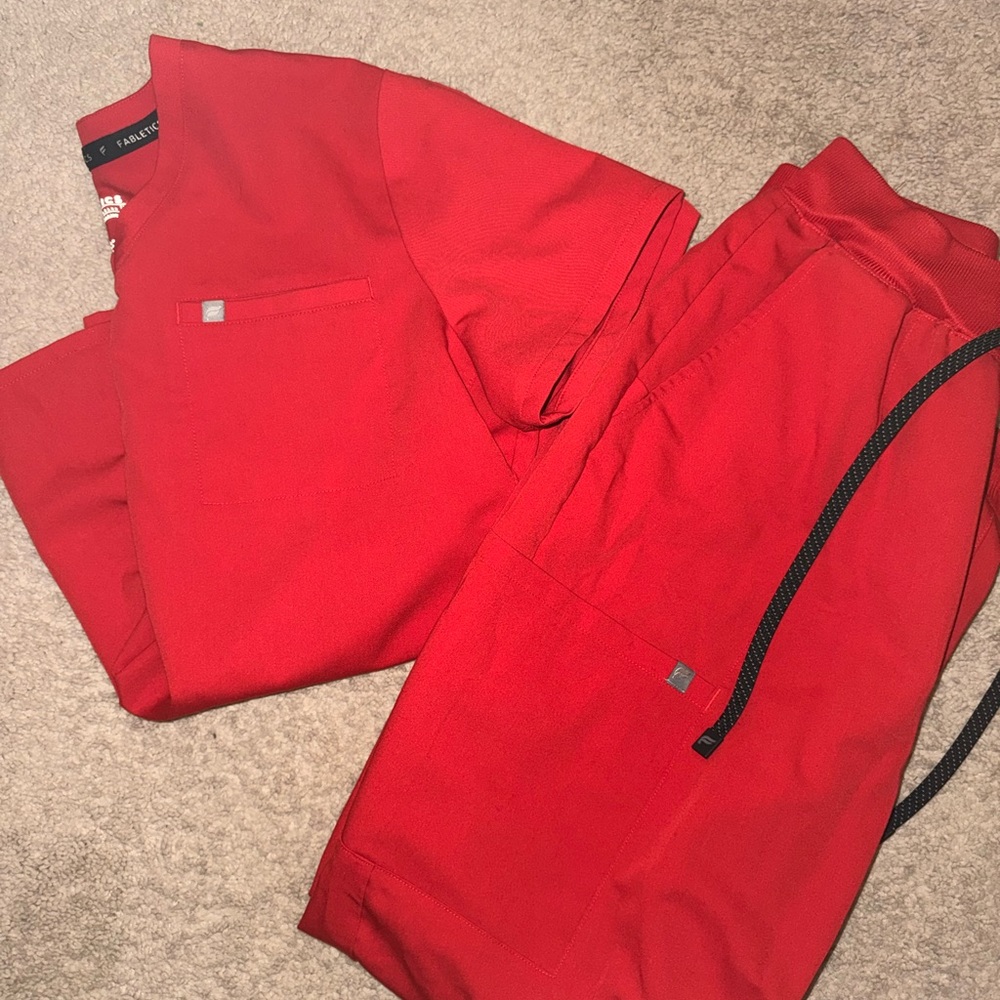 Women’s Fabletics Red scrub set